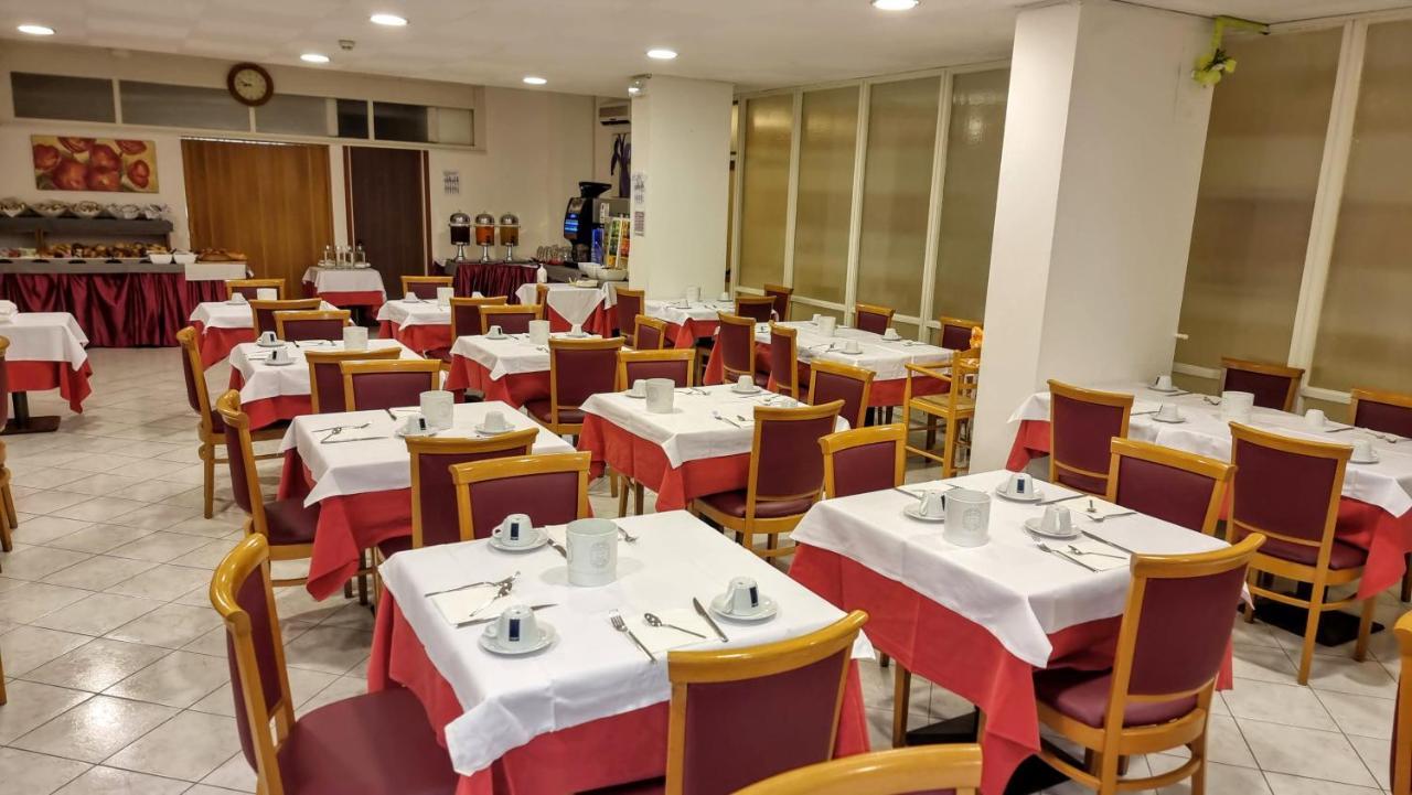 Hotel Regina Lignano Sabbiadoro Exteriör bild