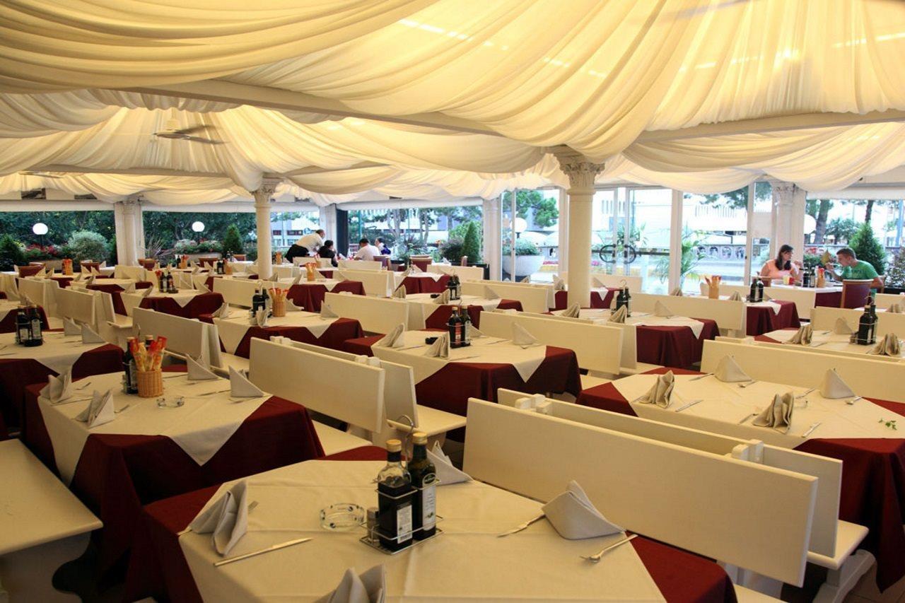 Hotel Regina Lignano Sabbiadoro Exteriör bild